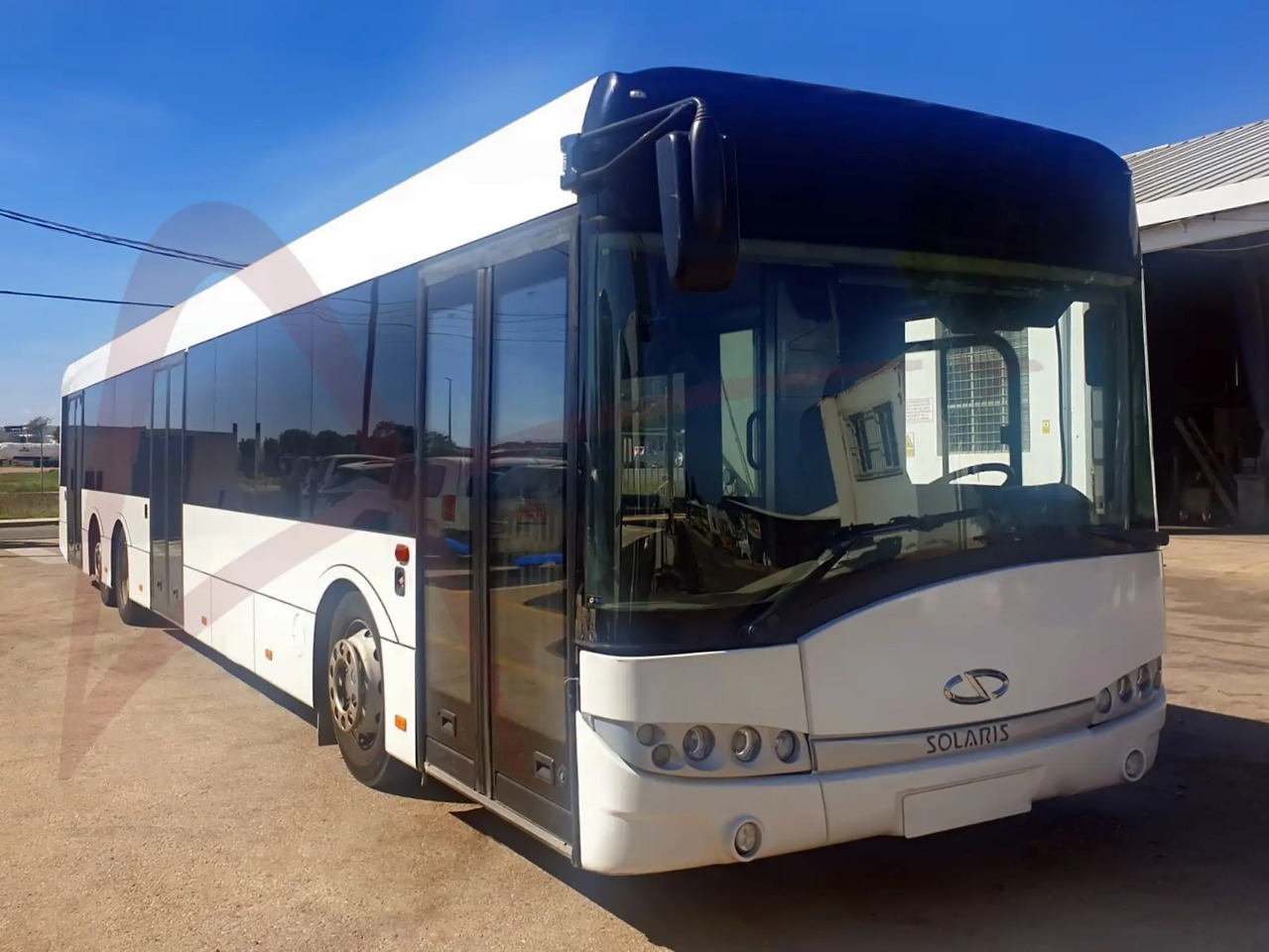 SOLARIS URBINO 15 - Bus de l'aéroport: photos 1 SOLARIS URBINO 15 - Bus de l'aéroport: photos 1