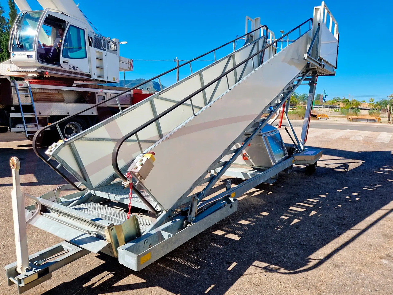 SPS PT-18_2 - Escalier d'embarquement: photos 3 SPS PT-18_2 - Escalier d'embarquement: photos 3
