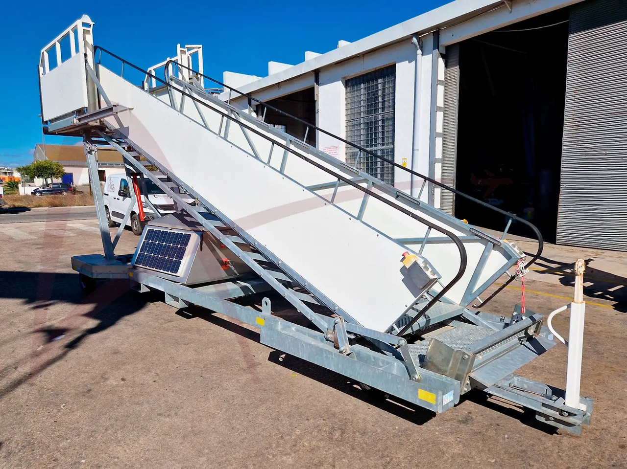 SPS PT-18_2 - Escalier d'embarquement: photos 2 SPS PT-18_2 - Escalier d'embarquement: photos 2