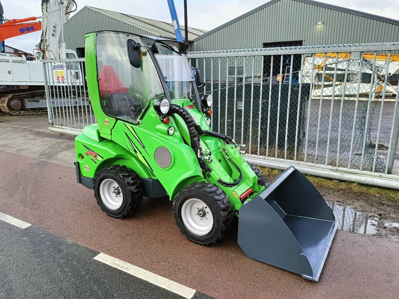 Avant M420 MSDNT mini shovel loader lader 980 kg CE - Chargeuse compacte sur chenilles: photos 3 Avant M420 MSDNT mini shovel loader lader 980 kg CE - Chargeuse compacte sur chenilles: photos 3