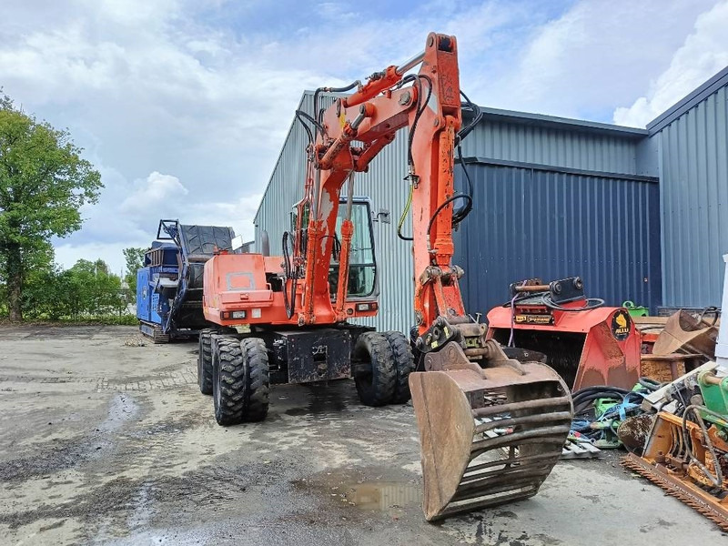 FIAT-HITACHI FH120W bandenkraan Wheel Excavator graafmachine - Pelle sur pneus: photos 3 FIAT-HITACHI FH120W bandenkraan Wheel Excavator graafmachine - Pelle sur pneus: photos 3