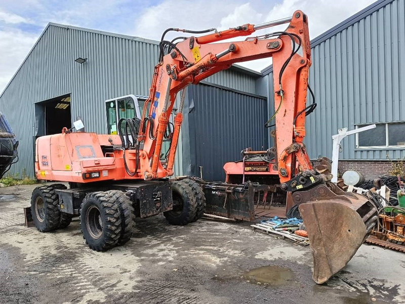 FIAT-HITACHI FH120W bandenkraan Wheel Excavator graafmachine - Pelle sur pneus: photos 2 FIAT-HITACHI FH120W bandenkraan Wheel Excavator graafmachine - Pelle sur pneus: photos 2