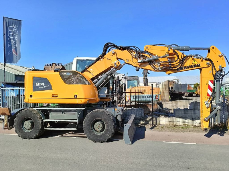 Pelle sur pneus Liebherr A 914 compact mobiele graafmachine excavator 18Ton: photos 8
