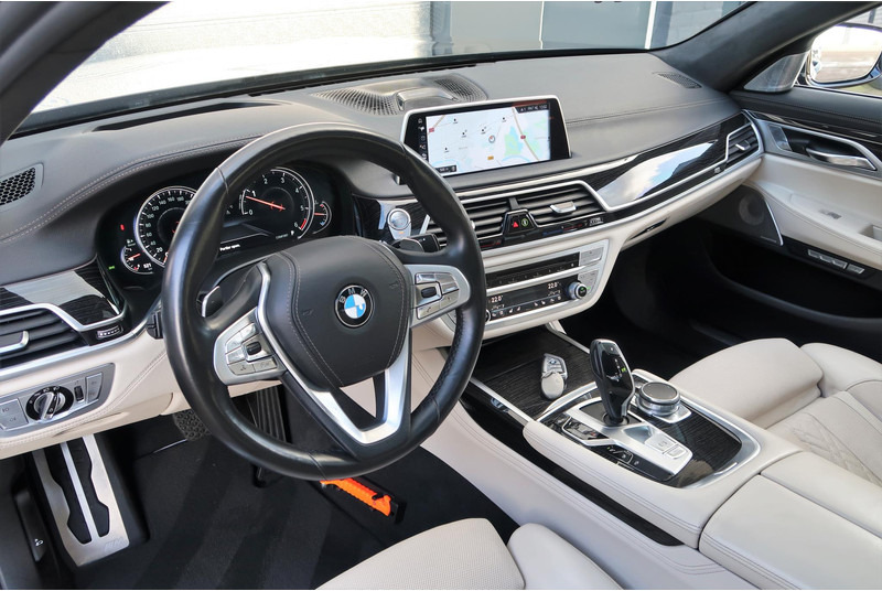 BMW 7 Serie 740Ld xDrive High Executive M-PAKKET/ MASSAGE/ PANO/ DEALER OND/ VOL! - crédit-bail BMW 7 Serie 740Ld xDrive High Executive M-PAKKET/ MASSAGE/ PANO/ DEALER OND/ VOL!: photos 8