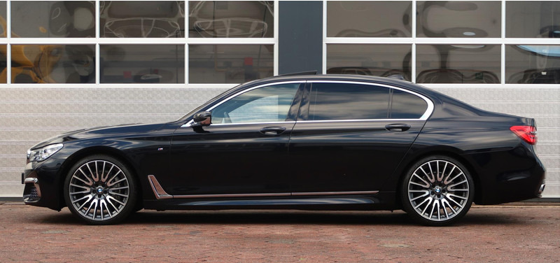 BMW 7 Serie 740Ld xDrive High Executive M-PAKKET/ MASSAGE/ PANO/ DEALER OND/ VOL! - crédit-bail BMW 7 Serie 740Ld xDrive High Executive M-PAKKET/ MASSAGE/ PANO/ DEALER OND/ VOL!: photos 12