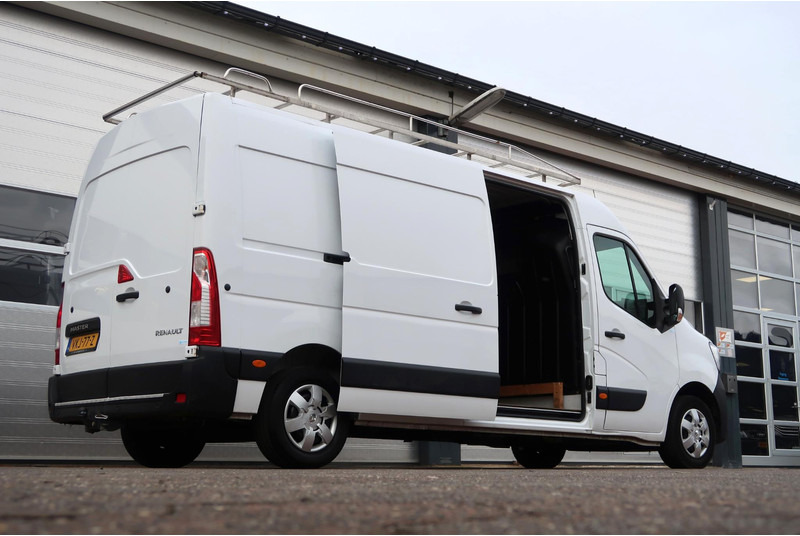 Renault Master T35 2.3 dCi 180 L3H2 Energy LED/ CRUISE/ AIRCO/ IMPERIAAL/ TREKHAAK - Fourgon utilitaire: photos 3 Renault Master T35 2.3 dCi 180 L3H2 Energy LED/ CRUISE/ AIRCO/ IMPERIAAL/ TREKHAAK - Fourgon utilitaire: photos 3
