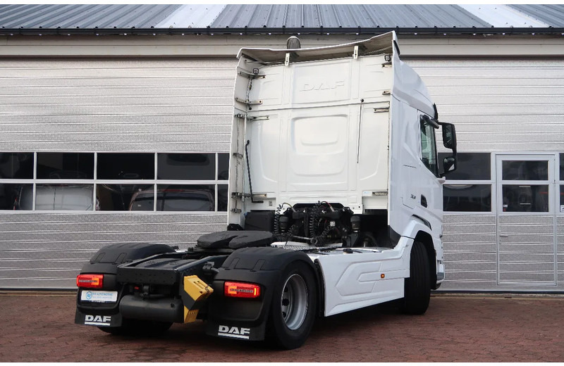 DAF XF 480 NEW/ RETARDER/ 2X TANK/ ACC - Tracteur routier: photos 4 DAF XF 480 NEW/ RETARDER/ 2X TANK/ ACC - Tracteur routier: photos 4