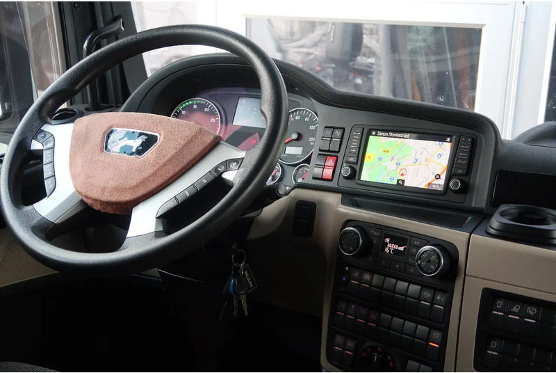 MAN TGX 26.580 6X2/4 RETARDER/ STEERED-PUSHER/ PTO/ ETC - Tracteur routier: photos 5 MAN TGX 26.580 6X2/4 RETARDER/ STEERED-PUSHER/ PTO/ ETC - Tracteur routier: photos 5