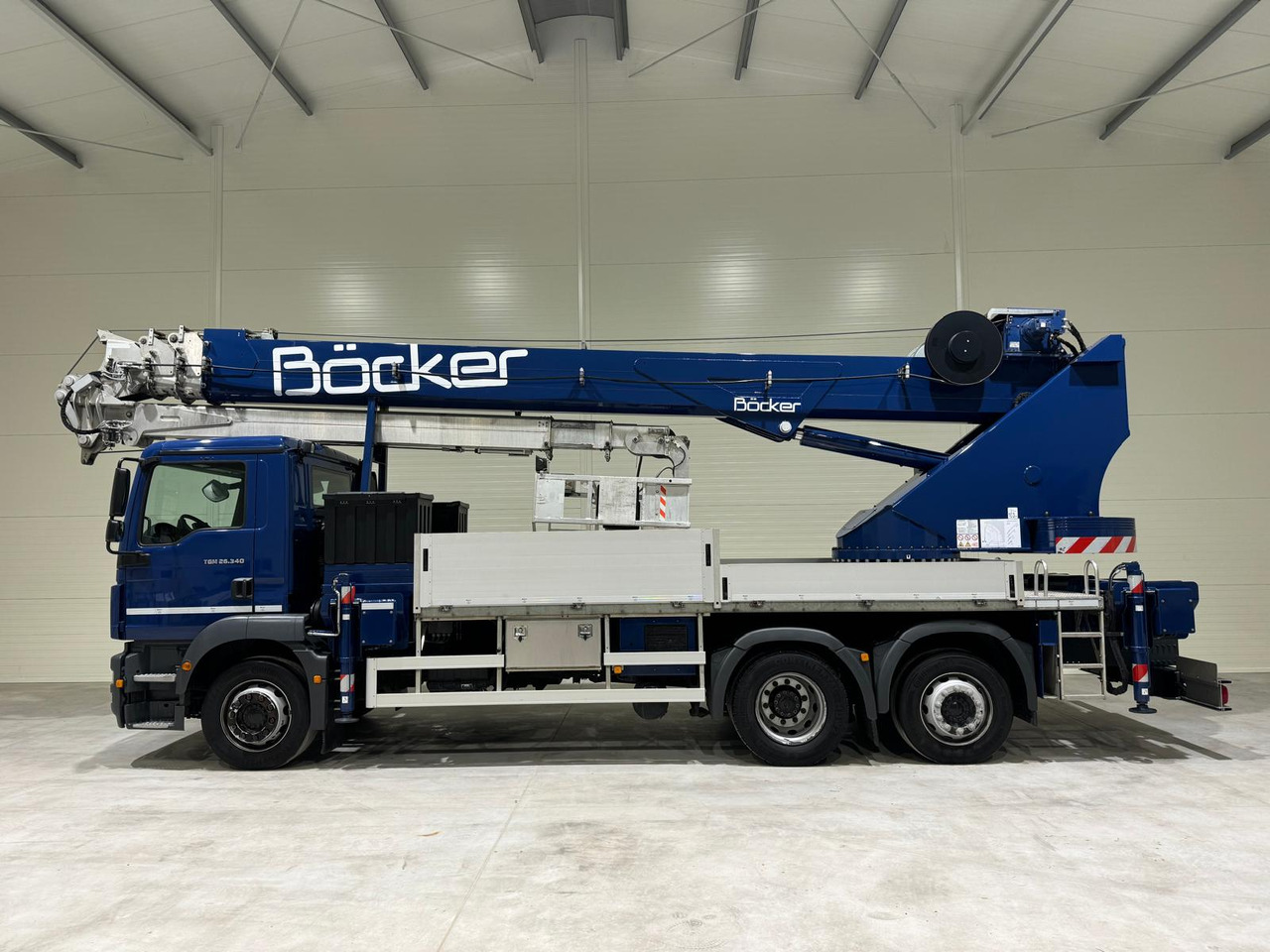 Bocker AK 46/6000 - Grue mobile: photos 1 Bocker AK 46/6000 - Grue mobile: photos 1