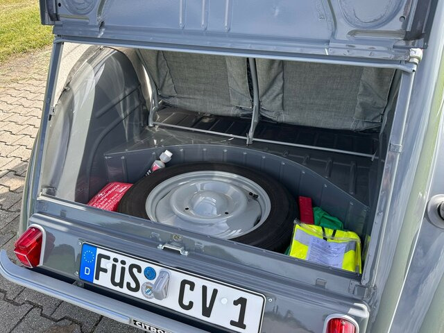 CITROEN 2 CV Ente 1959 Note 1 makellos... - Voiture: photos 3 CITROEN 2 CV Ente 1959 Note 1 makellos... - Voiture: photos 3