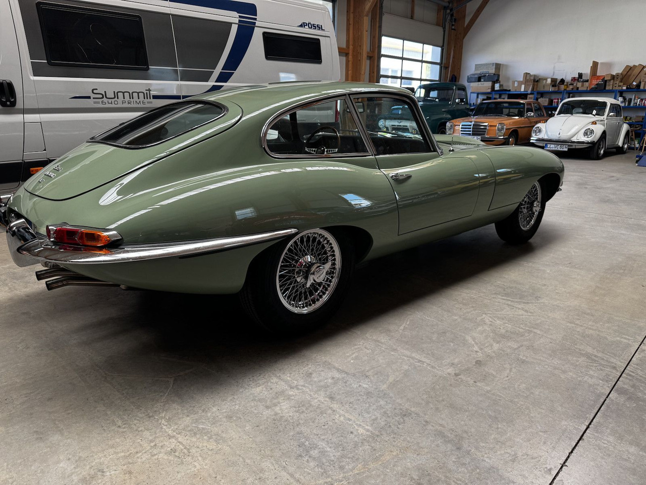 Jaguar E-Type 4.2 Litre Serie 1.5 FHC Zustand 1 - Coupé: photos 5 Jaguar E-Type 4.2 Litre Serie 1.5 FHC Zustand 1 - Coupé: photos 5