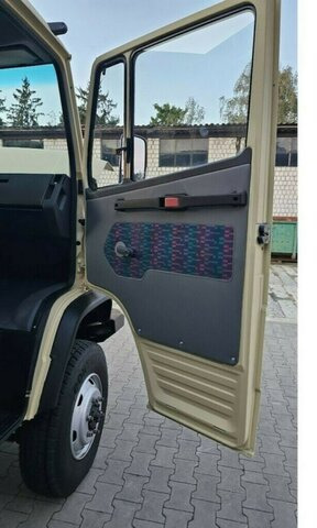 MERCEDES-BENZ 814 DA T2 Vario 4x4 Allrad... - Fourgon plateau: photos 5 MERCEDES-BENZ 814 DA T2 Vario 4x4 Allrad... - Fourgon plateau: photos 5