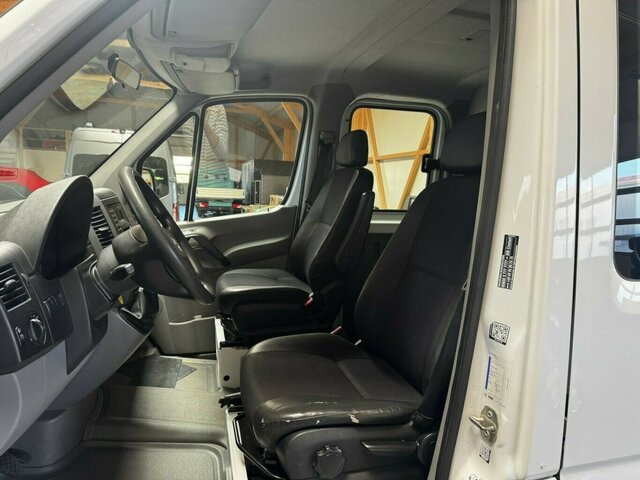 MERCEDES-BENZ Sprinter 316 CDI Doka 4x4 Allrad Plane... - SUV: photos 5 MERCEDES-BENZ Sprinter 316 CDI Doka 4x4 Allrad Plane... - SUV: photos 5