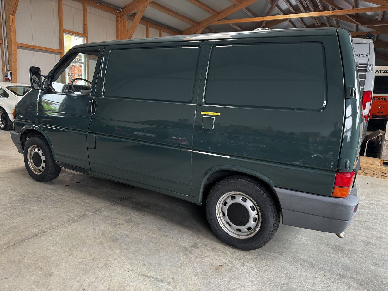 Volkswagen T4 2.5 Syncro 1. Hand H-Kennzeichen - Fourgonnette: photos 3 Volkswagen T4 2.5 Syncro 1. Hand H-Kennzeichen - Fourgonnette: photos 3