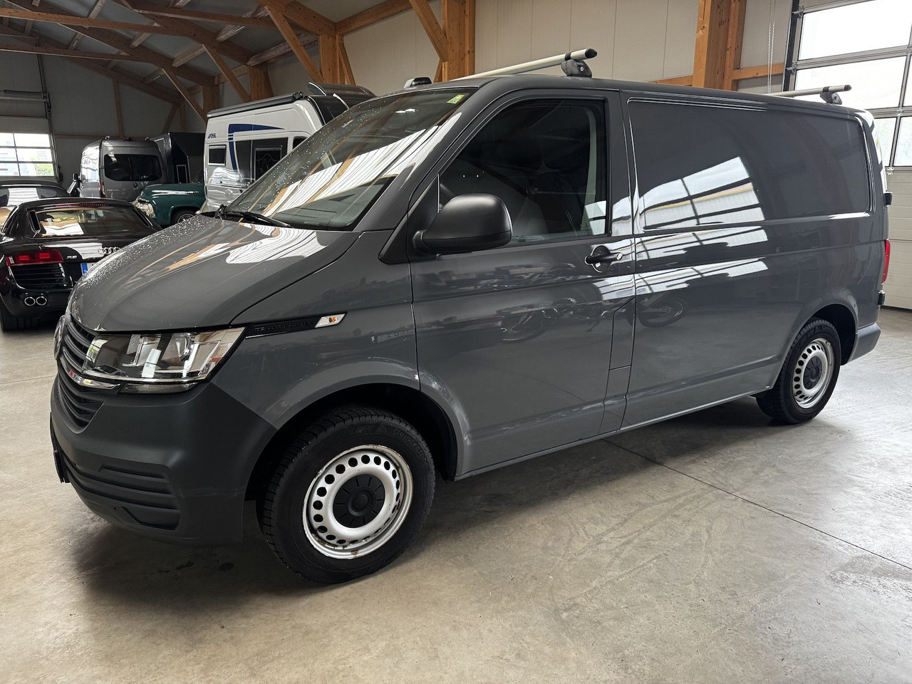 Volkswagen T6.1 Kasten KR 2.0 TDI 4Motion puregrey - Fourgonnette: photos 2 Volkswagen T6.1 Kasten KR 2.0 TDI 4Motion puregrey - Fourgonnette: photos 2