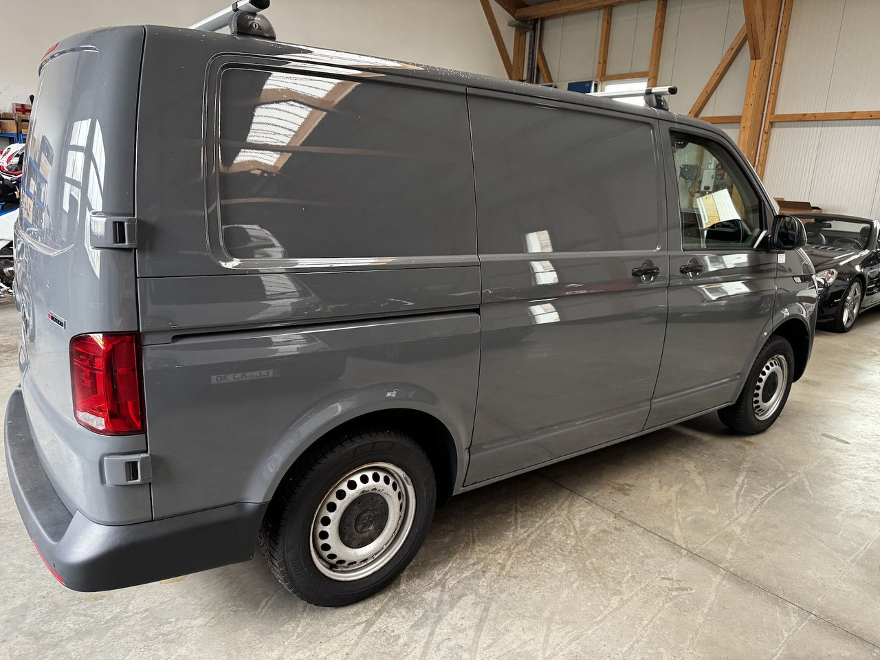 Volkswagen T6.1 Kasten KR 2.0 TDI 4Motion puregrey - Fourgonnette: photos 5 Volkswagen T6.1 Kasten KR 2.0 TDI 4Motion puregrey - Fourgonnette: photos 5