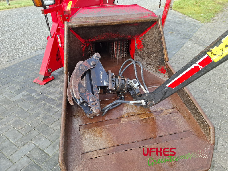 TP 270 PTO K front - Broyeur de végétaux: photos 4 TP 270 PTO K front - Broyeur de végétaux: photos 4