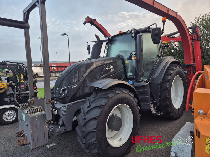 Valtra T 234 Direct TwinTrac - Tracteur agricole: photos 1 Valtra T 234 Direct TwinTrac - Tracteur agricole: photos 1