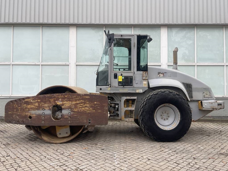 Cat CS 663 E - Compacteur: photos 3 Cat CS 663 E - Compacteur: photos 3