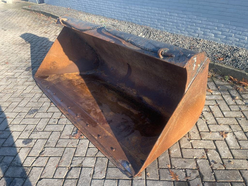 RIMAN HYDRAULIC FRONT BUCKET FOR JCB 3CX - Godet pour Engins de chantier: photos 2 RIMAN HYDRAULIC FRONT BUCKET FOR JCB 3CX - Godet pour Engins de chantier: photos 2