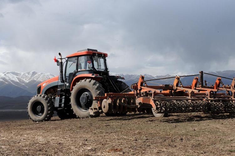 Tracteur agricole neuf XCMG Factory KAT1204 Farm Tractor 4x4 Agriculture Machinery Tractors for Sale Price: photos 5