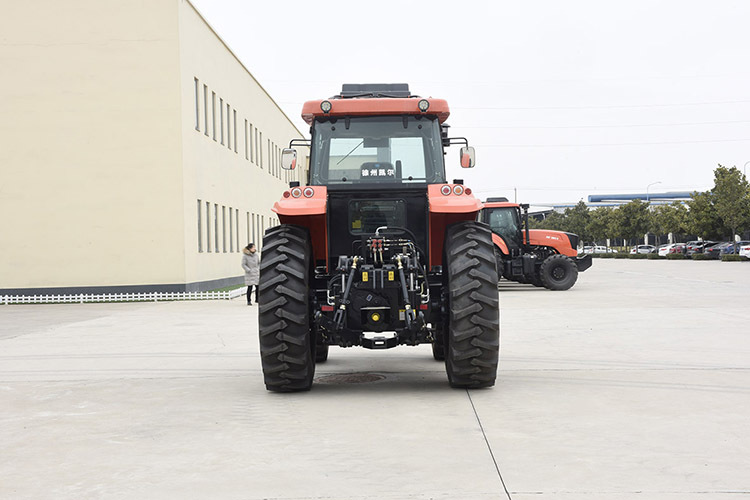 Tracteur agricole neuf XCMG Factory KAT1204 Farm Tractor 4x4 Agriculture Machinery Tractors for Sale Price: photos 4