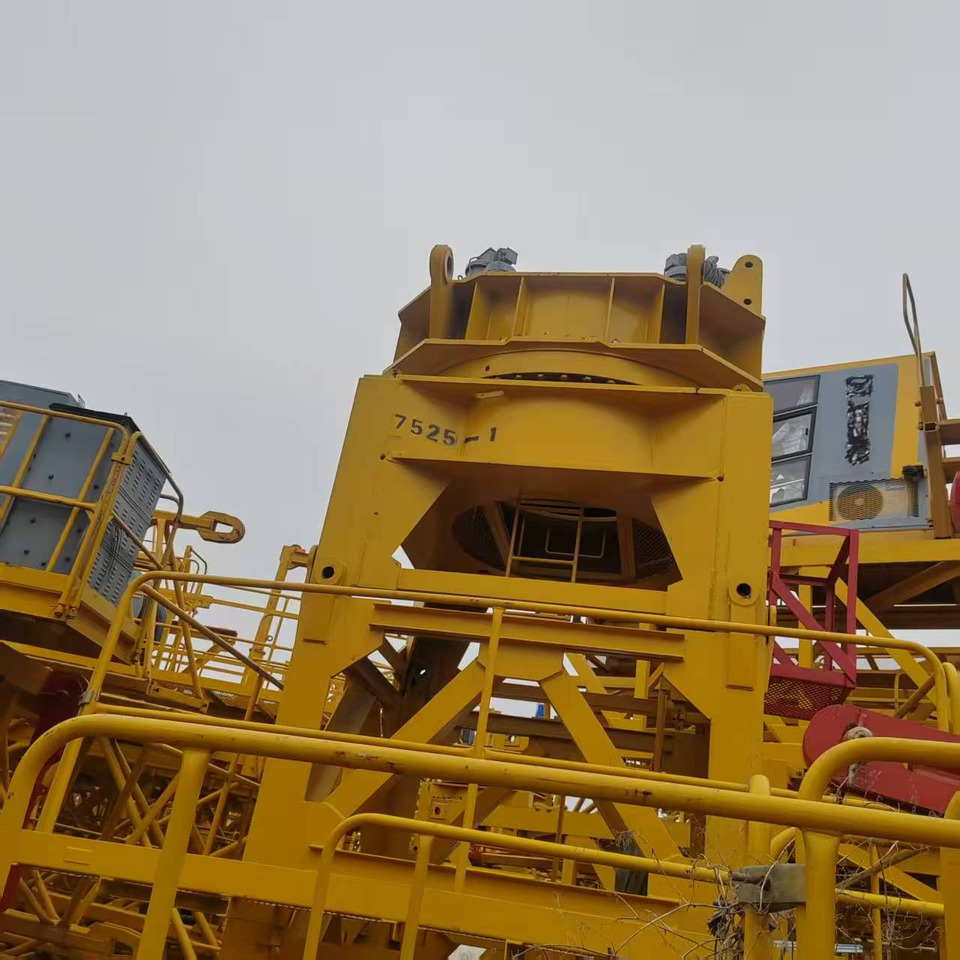 XCMG Official Construction Site Lifting XCP330(7525-16) 16 Ton Second Hand Topless Tower Crane Price For Sale - Grue à tour: photos 5 XCMG Official Construction Site Lifting XCP330(7525-16) 16 Ton Second Hand Topless Tower Crane Price For Sale - Grue à tour: photos 5