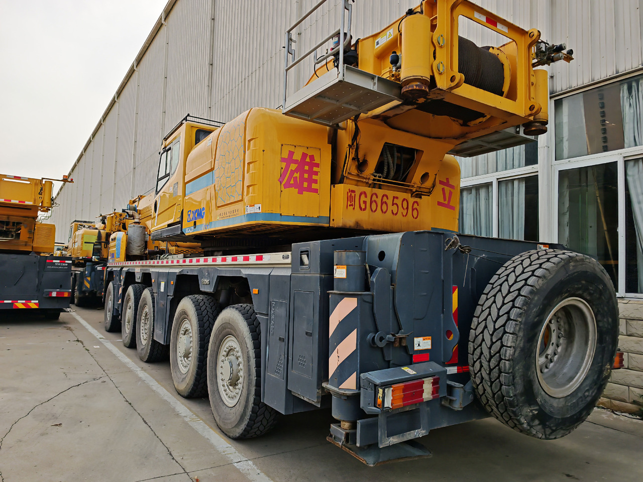 XCMG Official Mobile Jib Crane XCA220 Used Pickup Truck crane Best Price - Grue tout-terrain: photos 4 XCMG Official Mobile Jib Crane XCA220 Used Pickup Truck crane Best Price - Grue tout-terrain: photos 4