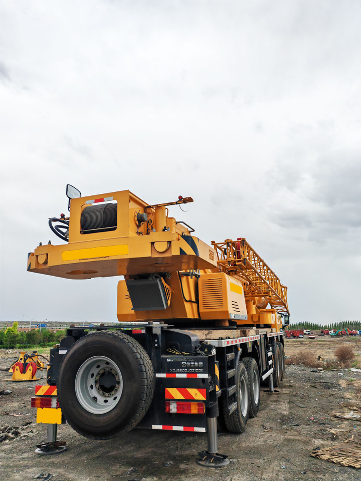 XCMG Official QY100K6C Second Hand Pickup Truck Crane 100t All Terrain Crane - Grue mobile: photos 3 XCMG Official QY100K6C Second Hand Pickup Truck Crane 100t All Terrain Crane - Grue mobile: photos 3