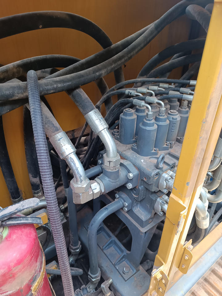 XCMG Official Second Hand 2020 Year XR240E Rotary Drilling Crawler Drilling Machine With Best Sale - Foreuse: photos 5 XCMG Official Second Hand 2020 Year XR240E Rotary Drilling Crawler Drilling Machine With Best Sale - Foreuse: photos 5