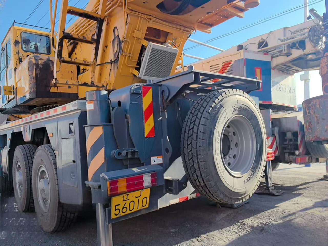 XCMG Official Second Hand Pickup Truck Crane XCA130L8C 130Ton Used All Terrain Cranes Hot Sale - Grue tout-terrain: photos 2 XCMG Official Second Hand Pickup Truck Crane XCA130L8C 130Ton Used All Terrain Cranes Hot Sale - Grue tout-terrain: photos 2