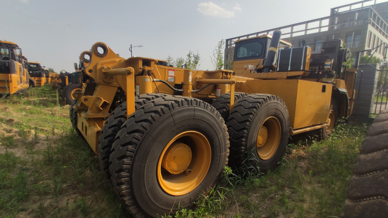 XCMG Official Second Hand Tipper Dump Truck XDR80T Mining Dump Truck Price - Tombereau: photos 3 XCMG Official Second Hand Tipper Dump Truck XDR80T Mining Dump Truck Price - Tombereau: photos 3