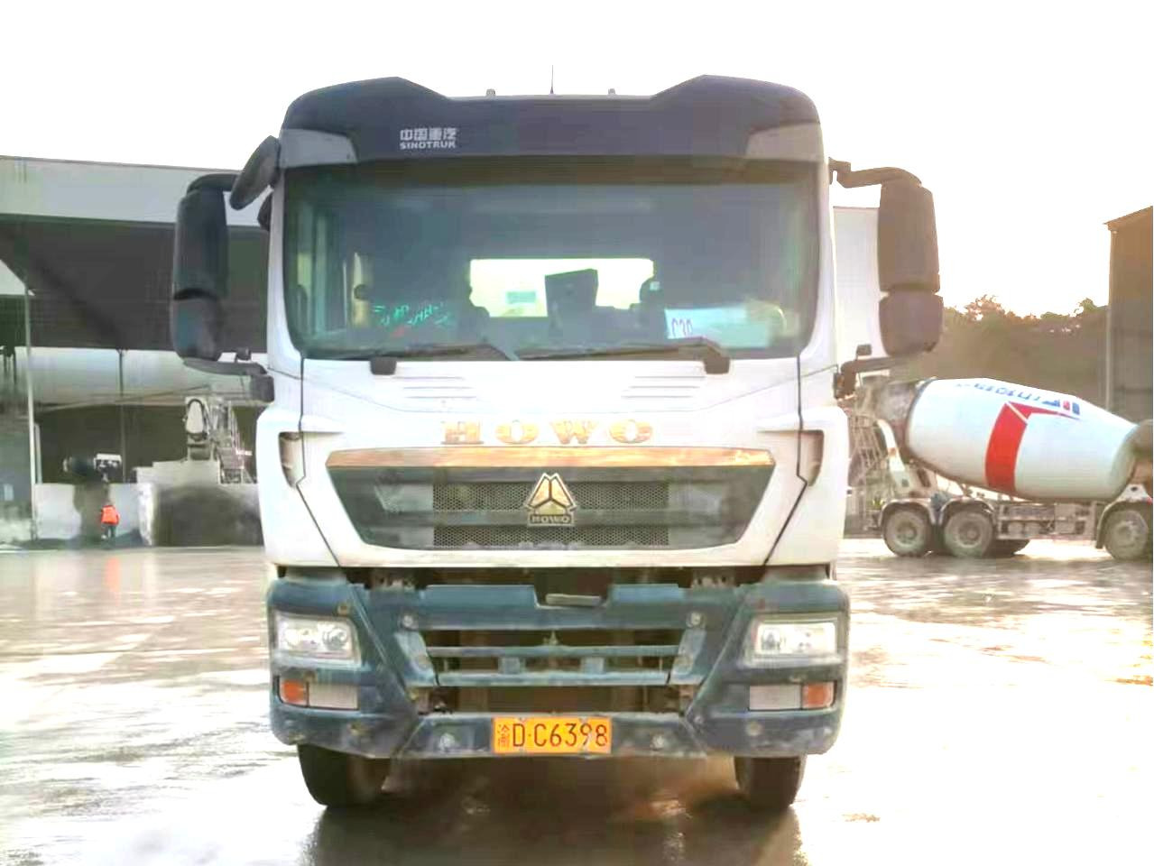 XCMG Official Used Concrete Mixer Truck G4804b 12cubic Cement Mixer Machine - Camion malaxeur: photos 3 XCMG Official Used Concrete Mixer Truck G4804b 12cubic Cement Mixer Machine - Camion malaxeur: photos 3