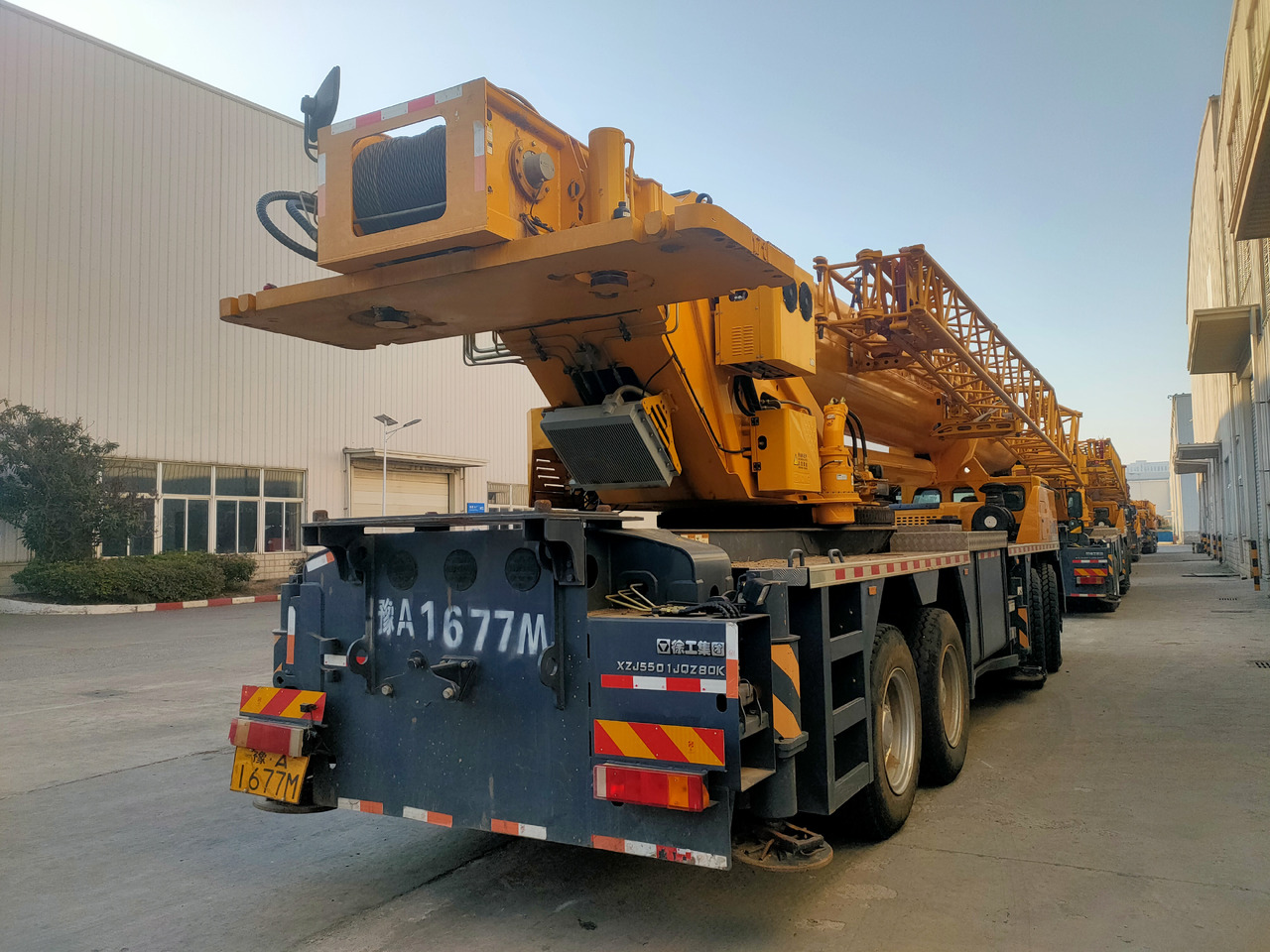 XCMG Official Used Mobile Truck Crane QY80K5D 85 Ton Mobile Hydraulic Crane Price - Grue mobile: photos 2 XCMG Official Used Mobile Truck Crane QY80K5D 85 Ton Mobile Hydraulic Crane Price - Grue mobile: photos 2