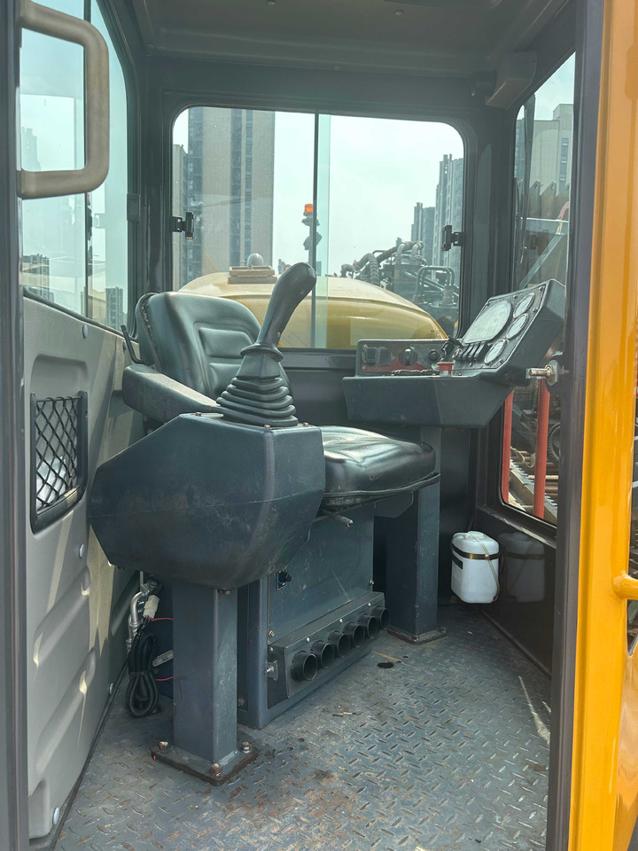 XCMG Official XZ360E Second Hand horizontal directional drilling Rig Best Price - Aléseuse directionnelle: photos 5 XCMG Official XZ360E Second Hand horizontal directional drilling Rig Best Price - Aléseuse directionnelle: photos 5