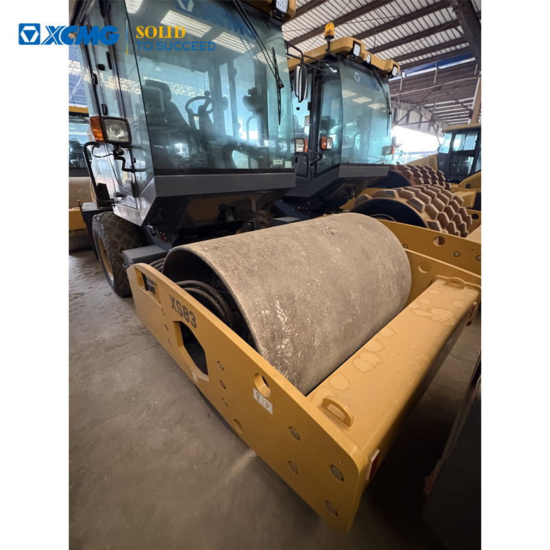 XCMG Used XS83 8 ton small single drum compactor road roller with diesel engine - Rouleau compresseur: photos 1 XCMG Used XS83 8 ton small single drum compactor road roller with diesel engine - Rouleau compresseur: photos 1