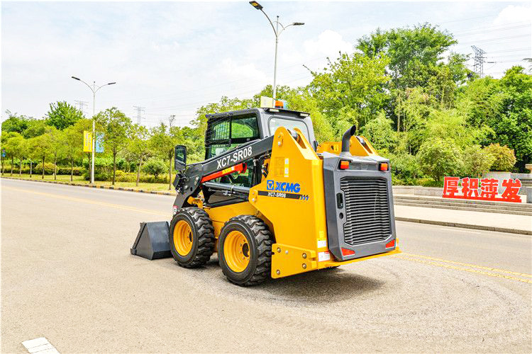 XCMG XC7-SR08 China brand XCMG mini wheel loader skid steer price - Mini chargeuse: photos 5 XCMG XC7-SR08 China brand XCMG mini wheel loader skid steer price - Mini chargeuse: photos 5