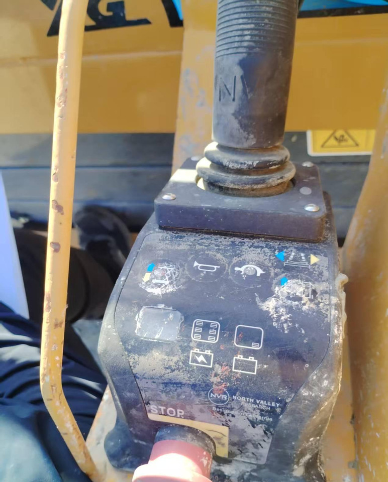 XCMG XG1008HA-Li 10m used Lithium battery scissor aerial work platform - Nacelle ciseaux: photos 5 XCMG XG1008HA-Li 10m used Lithium battery scissor aerial work platform - Nacelle ciseaux: photos 5