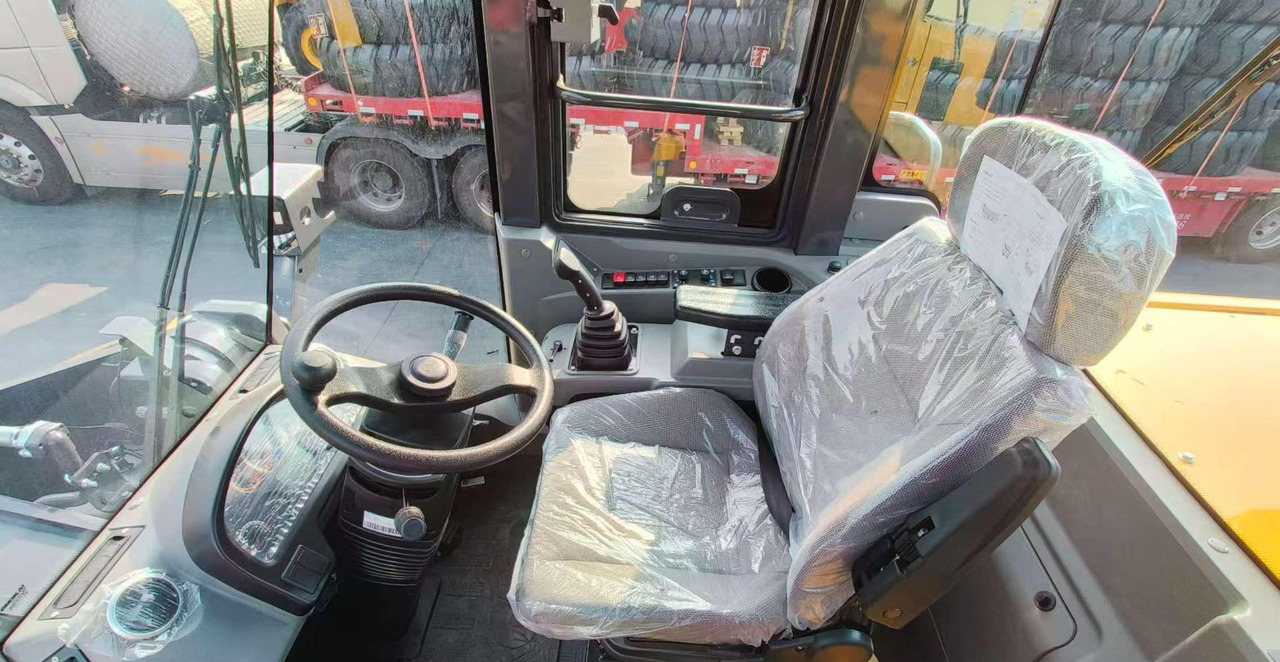 XCMG official ZL50GN 5 ton used hydraulic loader wheeled for sale - Chargeuse sur pneus: photos 4 XCMG official ZL50GN 5 ton used hydraulic loader wheeled for sale - Chargeuse sur pneus: photos 4