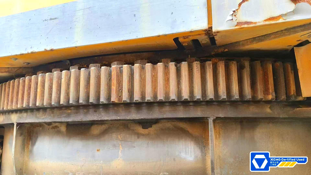 XCMG second hand large ton all terrain crane 650 ton QAY650 - Grue tout-terrain: photos 3 XCMG second hand large ton all terrain crane 650 ton QAY650 - Grue tout-terrain: photos 3