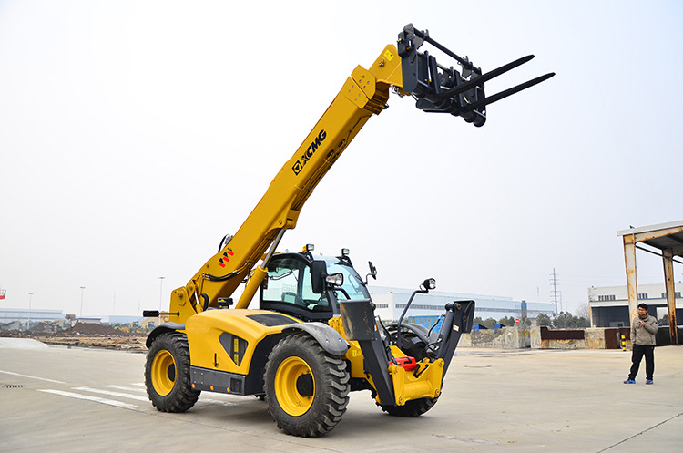 Chariot télescopique XCMG second hand telescopic boom forklift telehandler XC6-2506E price: photos 7 Chariot télescopique XCMG second hand telescopic boom forklift telehandler XC6-2506E price: photos 7