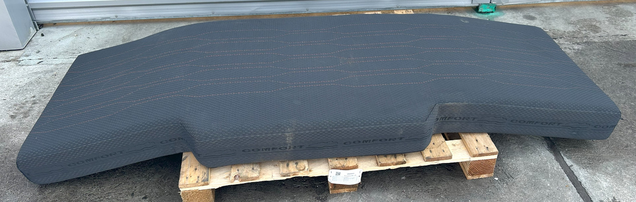 DAF XF 106 480 MATTRESS LOWER BED COMFORT - Cabine et intérieur: photos 1 DAF XF 106 480 MATTRESS LOWER BED COMFORT - Cabine et intérieur: photos 1
