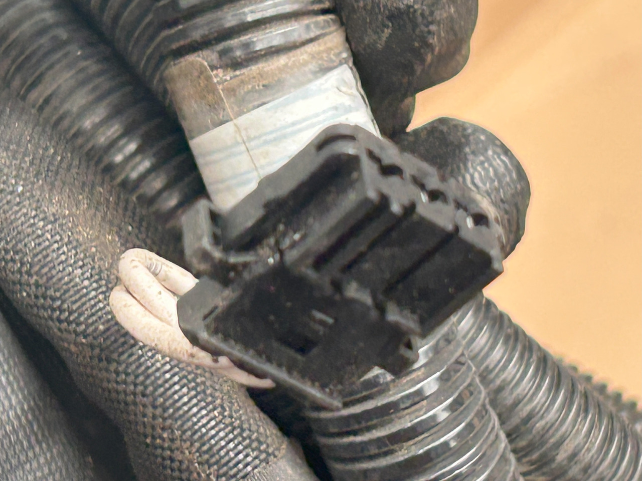 DAF XF 106 ELECTRICAL HARNESS - Câble/ Fil: photos 5 DAF XF 106 ELECTRICAL HARNESS - Câble/ Fil: photos 5