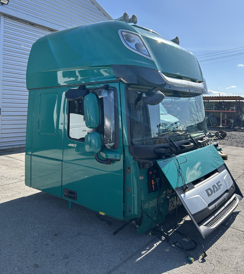 DAF XF 106 SUPER SPACE CAB LIFT truck - Cabine pour Camion: photos 3 DAF XF 106 SUPER SPACE CAB LIFT truck - Cabine pour Camion: photos 3