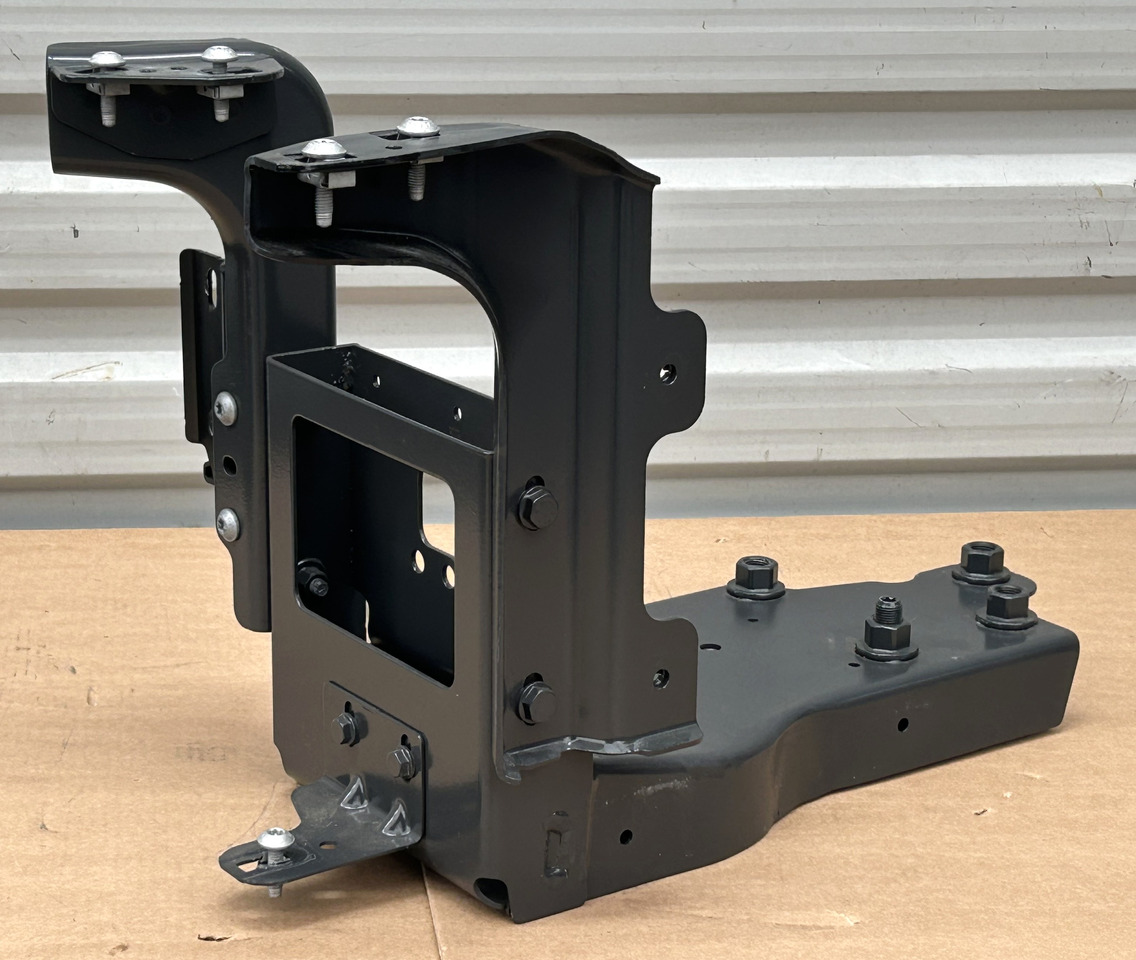 MERCEDES MOUNTING STEERING STEP SUPPORT AROCS ACTROS MP4 MP5 - Carrosserie et extérieur: photos 2 MERCEDES MOUNTING STEERING STEP SUPPORT AROCS ACTROS MP4 MP5 - Carrosserie et extérieur: photos 2
