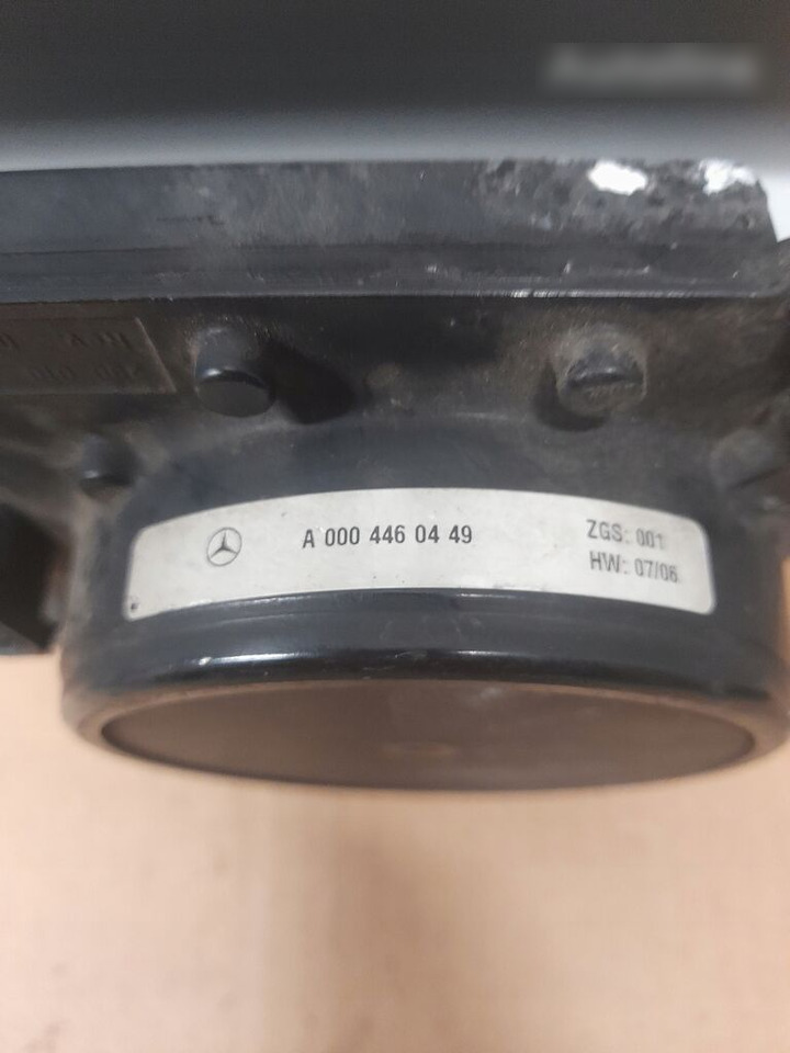 Mercedes-Benz ACTROS MP3 A0004460449 - Bloc de gestion pour Camion: photos 2 Mercedes-Benz ACTROS MP3 A0004460449 - Bloc de gestion pour Camion: photos 2
