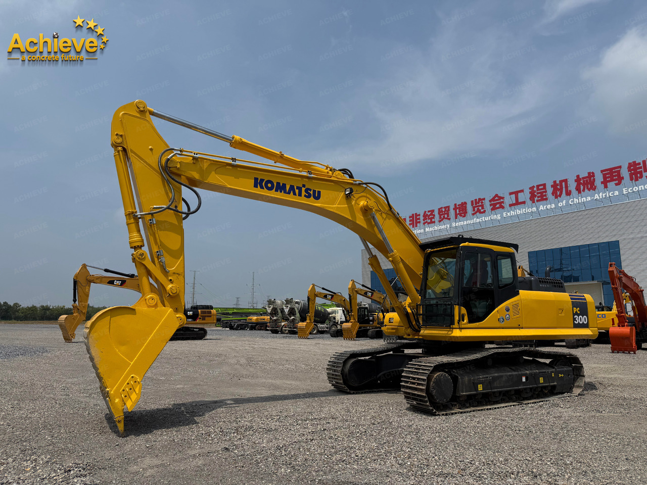 Komatsu hydraulic excavator PC300-8M0 187 /1950KW/rpm 1.4-2.0m³ 32000kg Remanufactured【ACHIEVE】 TOP CONDITION!!! - Pelle sur chenille: photos 3 Komatsu hydraulic excavator PC300-8M0 187 /1950KW/rpm 1.4-2.0m³ 32000kg Remanufactured【ACHIEVE】 TOP CONDITION!!! - Pelle sur chenille: photos 3