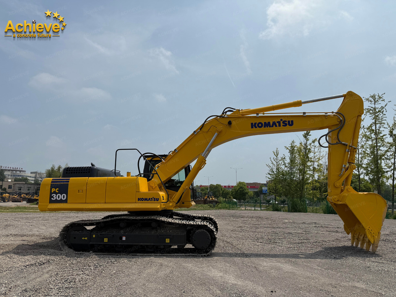 Komatsu hydraulic excavator PC300-8M0 187 /1950KW/rpm 1.4-2.0m³ 32000kg Remanufactured【ACHIEVE】 TOP CONDITION!!! - Pelle sur chenille: photos 5 Komatsu hydraulic excavator PC300-8M0 187 /1950KW/rpm 1.4-2.0m³ 32000kg Remanufactured【ACHIEVE】 TOP CONDITION!!! - Pelle sur chenille: photos 5