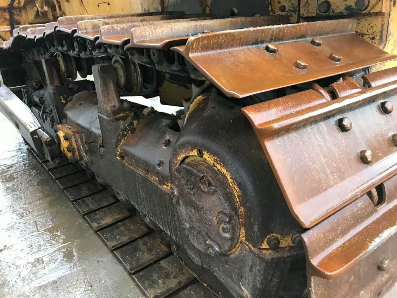 Caterpillar Original Color Bulldozer CAT D6G, D7G Japan Origin Bulldozer - Bulldozer: photos 4 Caterpillar Original Color Bulldozer CAT D6G, D7G Japan Origin Bulldozer - Bulldozer: photos 4