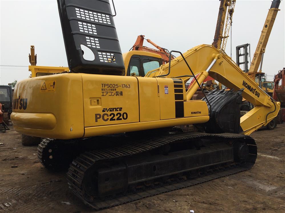 KOMATSU hydraulic excavator 22 ton excavator Komatsu PC220-6, PC220-7, PC220-8 - Pelle sur chenille: photos 2 KOMATSU hydraulic excavator 22 ton excavator Komatsu PC220-6, PC220-7, PC220-8 - Pelle sur chenille: photos 2